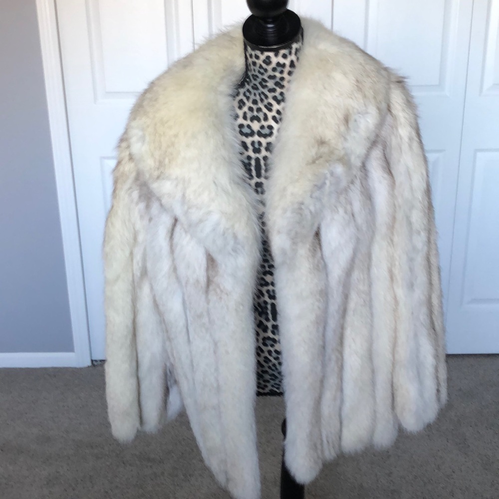 SALE!  SALE!  SALE!  Authentic real fox fur jacket worn twice w/pockets